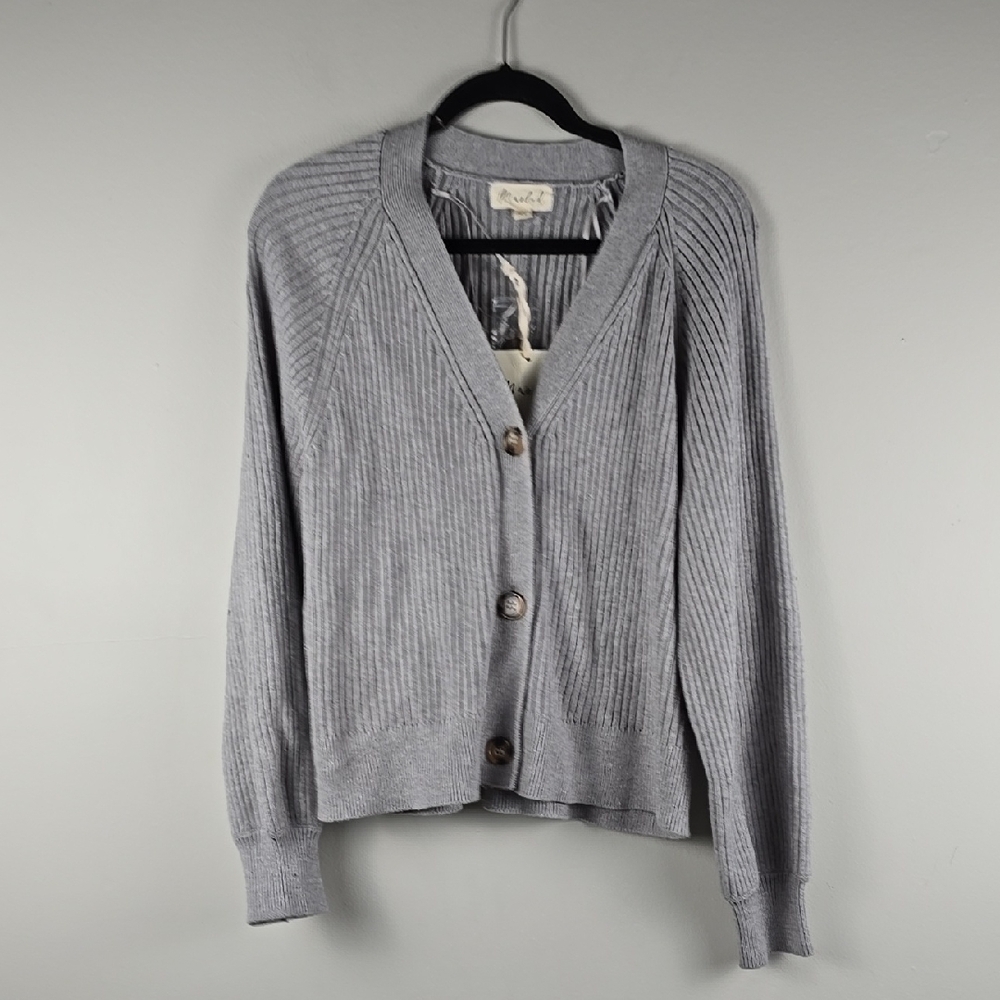 New Marled Gray Ribbed knit button up cropped style Cardigan